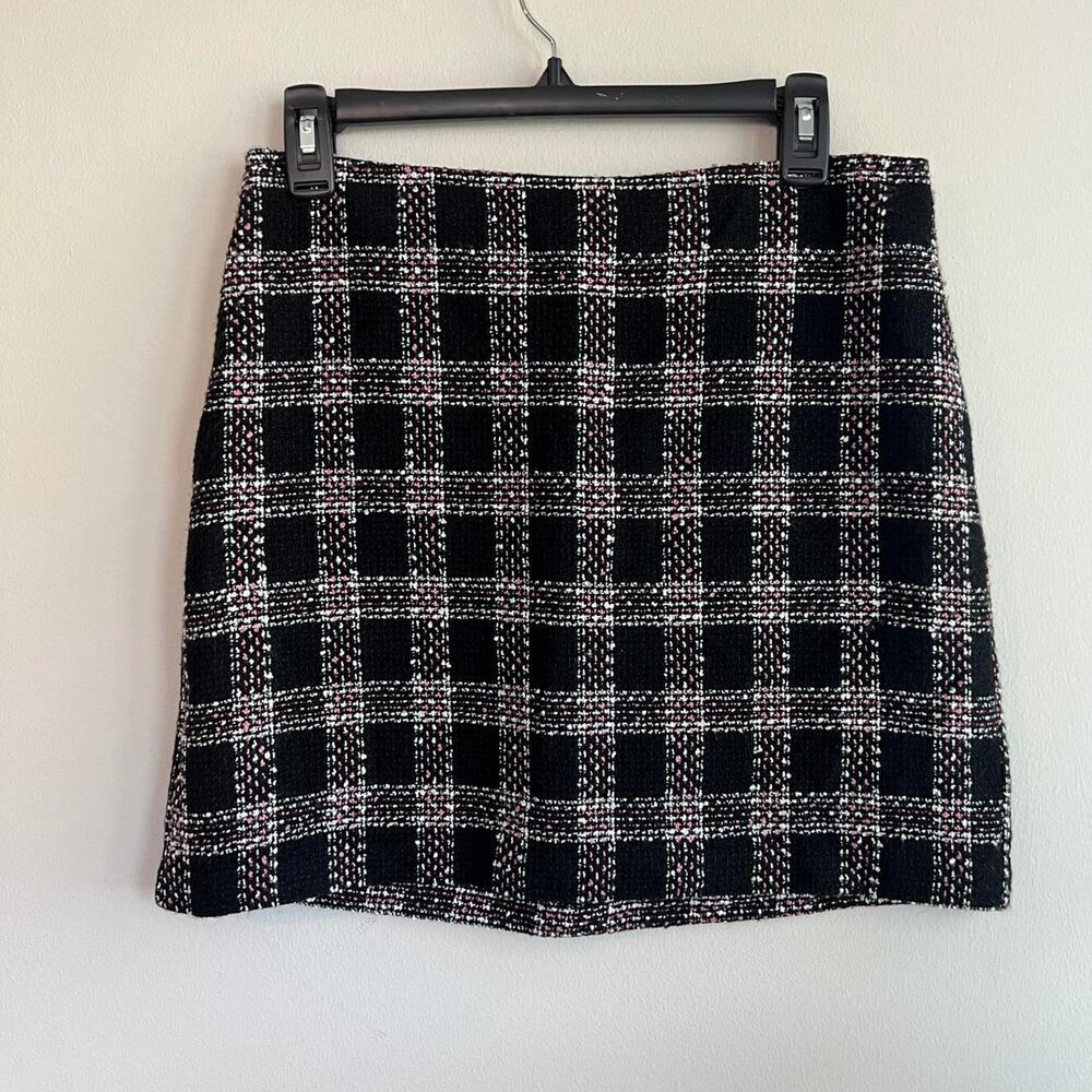 Vintage y2k black pink and white plaid mini skirt with back zipper